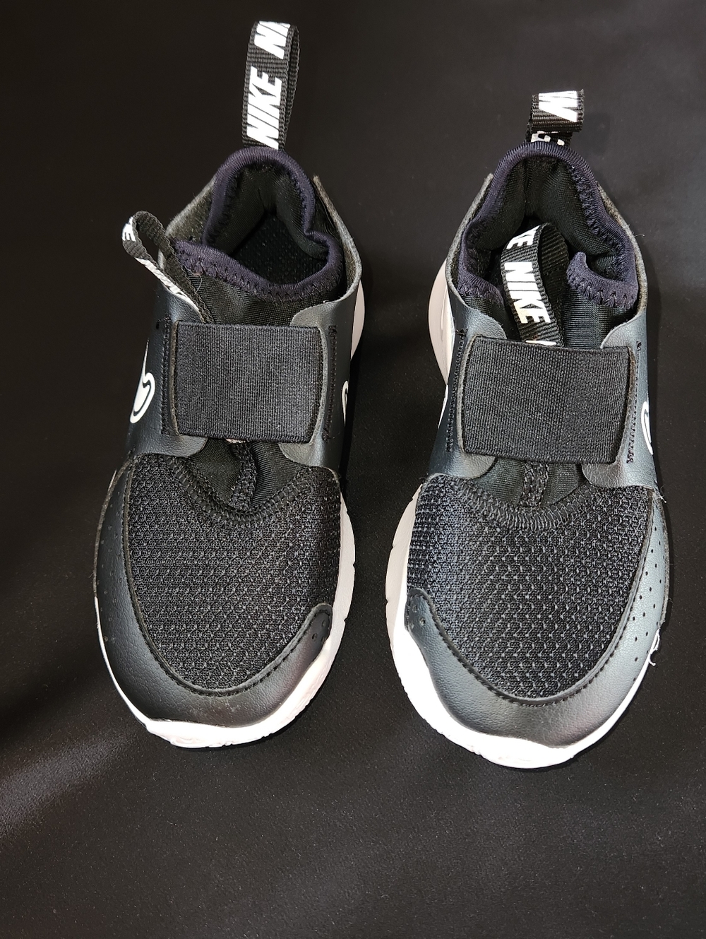 Nike Kids Black and White Hook-and-Loop Slip-On Sneakers